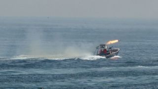 ادعای آسوشیتدپرس: ایران قصد دارد که هفته آینده یک مانور نظامی برگزار کند