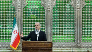 پزشکیان: باید خود را با توصیه های امام(ره) تطبیق دهیم