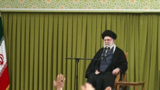 هشدار رهبر انقلاب به آمریکا، تیتر یک رسانه‌های جهان