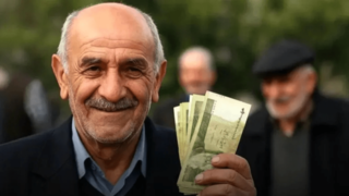 عیدی بازنشستگان ۴.۵ میلیون تومان شد