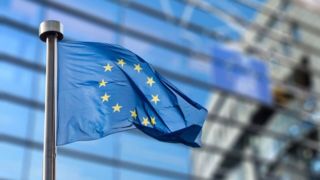 اتحادیه اروپا خواستار حل‌وفصل دیپلماتیک موضوع هسته‌ای ایران شد