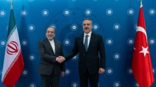 رایزنی وزرای خارجه ترکیه و ایران درباره مذاکرات مسقط