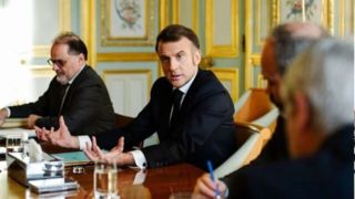 ماکرون: اتحادیه اروپا باید با دونالد ترامپ سخت‌گیرتر باشد