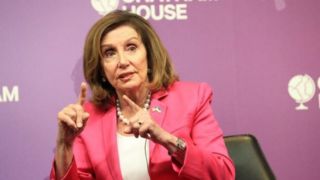 مخالفت پلوسی با اقدام نظامی علیه ایران