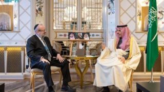 دیدار پرحاشیه وزیر خارجه عربستان با یک صهیونیست افراطی دیدار پرحاشیه وزیر خارجه عربستان با یک صهیونیست افراطی