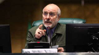 قالیباف: ارز ۱۲۳ هزار تومانی مبنای محاسبات ریالی بودجه است قالیباف: ارز ۱۲۳ هزار تومانی مبنای محاسبات ریالی بودجه است