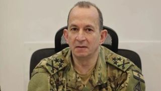 فرمانده ارتش لبنان: تجاوزات اسرائیل مانع اصلی اجرای طرح انحصار سلاح در دست دولت است فرمانده ارتش لبنان: تجاوزات اسرائیل مانع اصلی اجرای طرح انحصار سلاح در دست دولت است