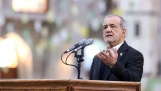 پزشکیان: امنیت نیاز حیاتی جامعه است/ ضرورت پیشگیری از تبدیل ناهنجاری به بحران پزشکیان: امنیت نیاز حیاتی جامعه است/ ضرورت پیشگیری از تبدیل ناهنجاری به بحران