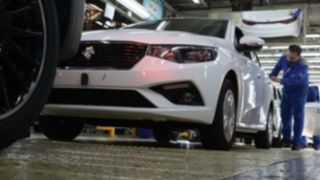  عبور ایران‌خودرو از مجموع تولید سال ۱۴۰۳ یک ماه زودتر از پایان سال