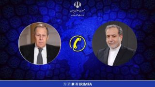 در تماس تلفنی وزرای خارجه ایران و روسیه مطرح شد، عراقچی: تهران در مسیر گفتوگو با واشنگتن برای رسیدن به توافق عادلانه جدی است در تماس تلفنی وزرای خارجه ایران و روسیه مطرح شد، عراقچی: تهران در مسیر گفتوگو با واشنگتن برای رسیدن به توافق عادلانه جدی است