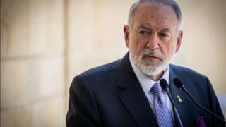 اسرائیل حق دارد کل خاورمیانه را تصرف کند | اظهارات عجیب سفیر آمریکا در یک مصاحبه تلویزیونی اسرائیل حق دارد کل خاورمیانه را تصرف کند | اظهارات عجیب سفیر آمریکا در یک مصاحبه تلویزیونی