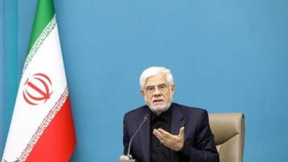 عارف: سیاست خارجی باید در خدمت اقتصاد و تقویت سرمایه اجتماعی قرار گیرد