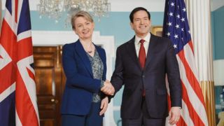 وزرای خارجه رژیم‌های انگلیس و آمریکا درباره ایران گفت‌وگو کردند