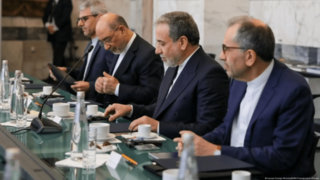 رویترز: دور سوم مذاکرات ایران و آمریکا اوایل مارس برگزار میشود رویترز: دور سوم مذاکرات ایران و آمریکا اوایل مارس برگزار میشود