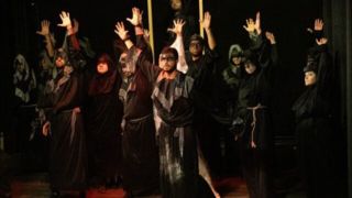 نمی‌خواستم با بازیگران حرفه‌ای کار کنم