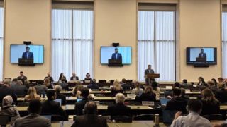 معاون وزیر خارجه: حق بهره‌مندی از انرژی هسته‌ای صلح‌آمیز غیرقابل مذاکره است