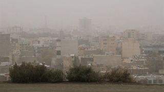 هوای تهران ناسالم برای گروههای حساس هوای تهران ناسالم برای گروههای حساس