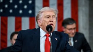 رویترز: گزارش‌های اطلاعاتی آمریکا ادعای ترامپ درباره برنامه موشکی ایران را تایید نمی‌کند