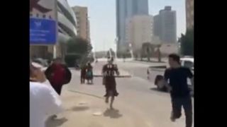 فرار اهالی ابوظبی بعد از حمله موشکی ایران