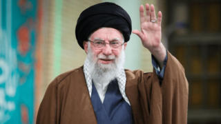 هیات دولت در پی شهادت رهبر معظم انقلاب اسلامی ۴۰ روز عزای عمومی و ۷ روز را تعطیل اعلام کرد