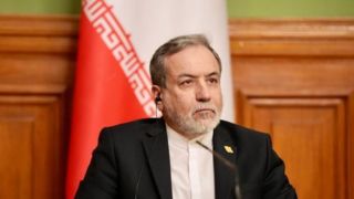 عراقچی: آمریکا به دیپلماسی و مردم خود خیانت کرد