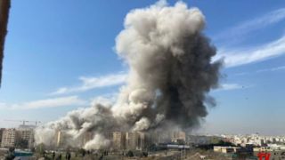 جنایت جدید دشمن در شهرک بعثت | حمله وحشیانه دشمن به ساختمان‌های مسکونی