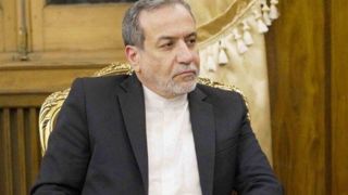 عراقچی: آمریکا از غرق کردن ناوچه دنا به شدت پشیمان خواهد شد