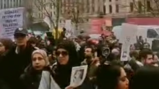 ایرانی‌ها در تورنتو پای کار ایران آمدند