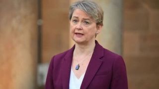 وزیر خارجه انگلیس: حمایت از جنگ علیه ایران در راستای منافع انگلیس نیست