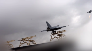 پالایشگاه نفت و گاز و مخازن سوخت حیفا آماج حملات پهپادهای نیروی هوایی ارتش  