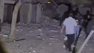 نمایی از یک منزل مسکونی در مهرشهر کرج بعد از بمباران توسط آمریکا و اسراییل