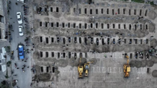  "... و اینک جهان اشک می ریزد" 