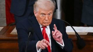 ترامپ تیم ملی فوتبال ایران را هم تهدید کرد  