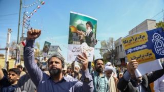 آغاز راهپیمایی روز قدس در سراسر ایران/ مردم با مشتهای گره کرده آمدند آغاز راهپیمایی روز قدس در سراسر ایران/ مردم با مشتهای گره کرده آمدند