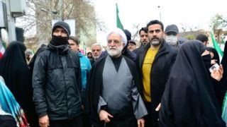 لحظه اصابت موشک به ساختمانی در نزدیکی محل حضور اژه‌ای در راهپیمایی روز قدس