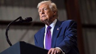 کار ترامپ برای باز کردن تنگه هرمز به تهدید و التماس به ناتو کشید