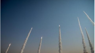 متن جالب روی موشک‌ بالستیک سپاه