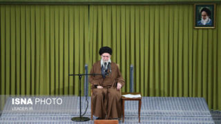 میزان فطریه مقلدان رهبر شهید و جدیدترین استفتاء درباره خمس