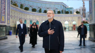 شهید لاریجانی در جوار امام رضا(ع) به خاک سپرده میشود شهید لاریجانی در جوار امام رضا(ع) به خاک سپرده میشود