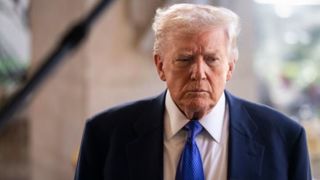 استاد مطالعات دفاعی انگلیس: آمریکا قادر به بازگشایی تنگه هرمز نیست  