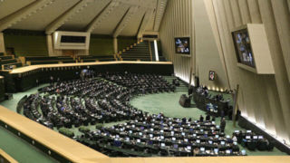 بیانیه مجلس: دفاع مقدس تا پشیمان‌سازی قطعی دشمن ادامه پیدا کند