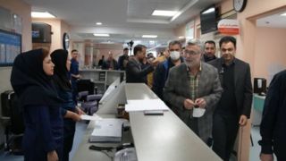 وزیر بهداشت: خدمات درمانی عمومی بی وقفه ادامه دارد/همه نیروها پای کارند    