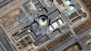 آژانس بین‌المللی انرژی اتمی: مجتمع هسته‌ای آب سنگین خنداب ایران، آسیب شدید دیده و دیگر قابل بهره‌برداری نیست