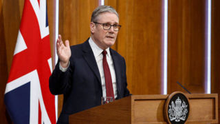 استارمر: برای صلح تلاش می‌کنیم/ درگیری غرب آسیا بر آینده ما تاثیر خواهد گذاشت