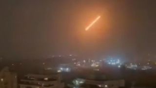 شکار لحظه بی‌نظیر از برخورد برق‌آسای موشک ایران به تل‌آویو