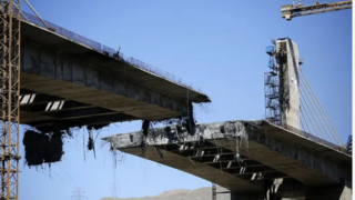 از اتوبوس برقی تا پلb۱