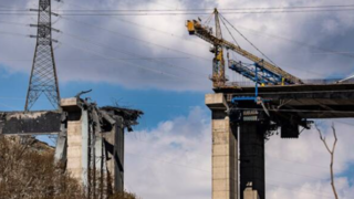 جنایت آمریکا در حمله به پل B۱ کرج