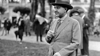 نکات جالب از احمدشاه قاجار + اولین هواپیما و شناسنامه تا وسواس او