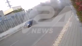  لحظه اصابت ترکش موشک ایران به بتاح تکفا در مرکز اسراییل