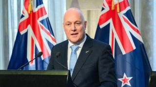 نخست‌وزیر نیوزیلند: تهدیدات ترامپ علیه ایران بی‌فایده است